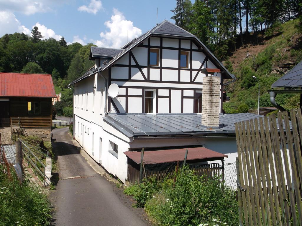 Penzion Falkenstejn Česká Kamenice Esterno foto